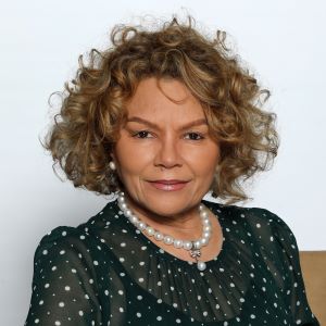 Ms Irene Charnley